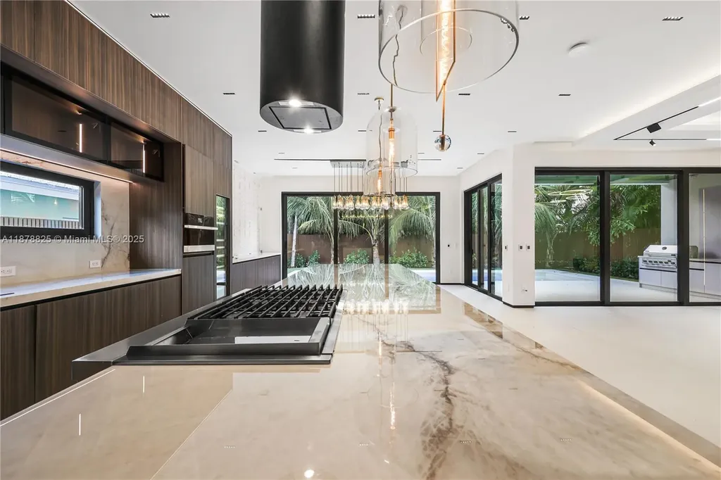 713 SE 6th Street Fort Lauderdale FL 33301