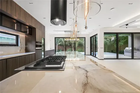 713 SE 6th Street Fort Lauderdale FL 33301