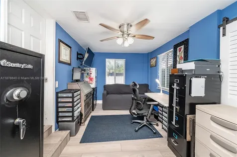 6849 SW 39th Street Miami FL 33155