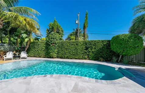 6849 SW 39th Street Miami FL 33155