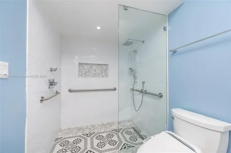 6849 SW 39th Street Miami FL 33155