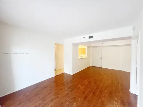 9340 Fontainebleau Boulevard Miami FL 33172