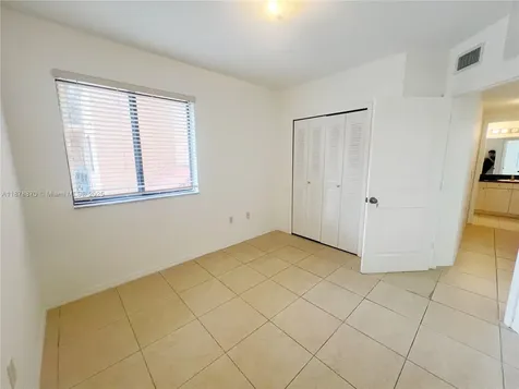 9340 Fontainebleau Boulevard Miami FL 33172