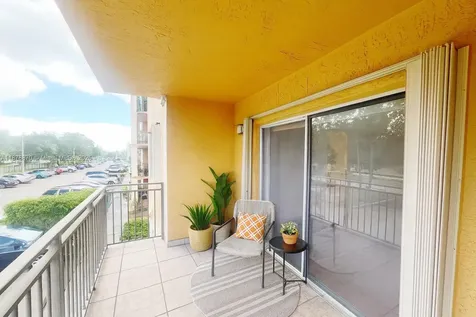 9340 Fontainebleau Boulevard Miami FL 33172