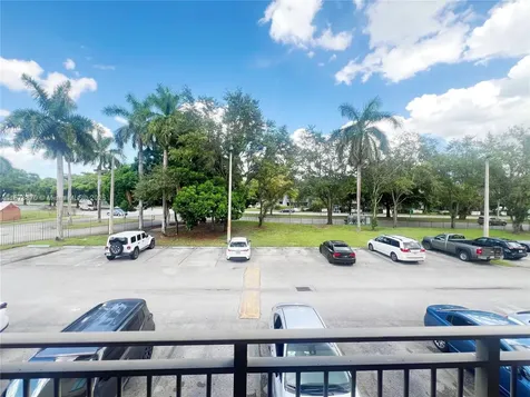 9340 Fontainebleau Boulevard Miami FL 33172
