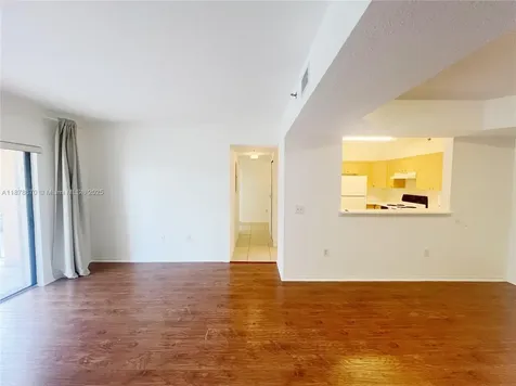 9340 Fontainebleau Boulevard Miami FL 33172