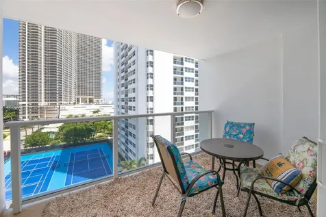 Hallandale Beach FL 33009