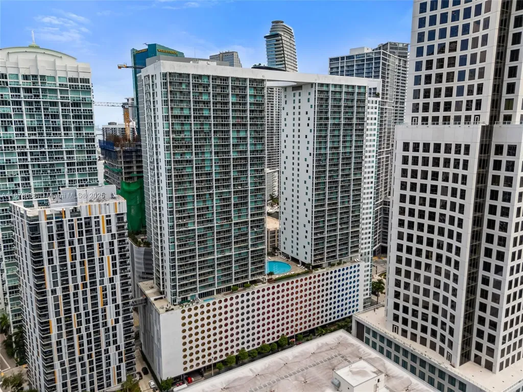 55 SE 6th Street Miami FL 33131