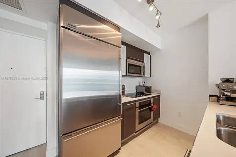 55 SE 6th Street Miami FL 33131