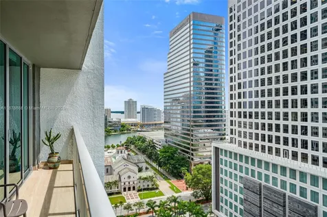 55 SE 6th Street Miami FL 33131