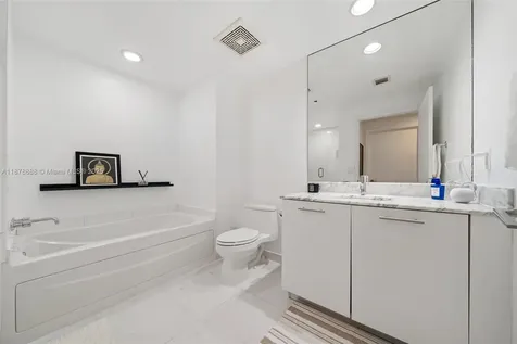 55 SE 6th Street Miami FL 33131
