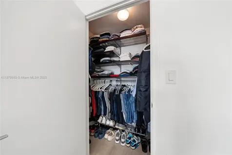 55 SE 6th Street Miami FL 33131