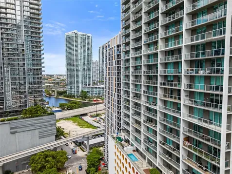 55 SE 6th Street Miami FL 33131