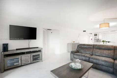 1704 Andros Isle Coconut Creek FL 33066