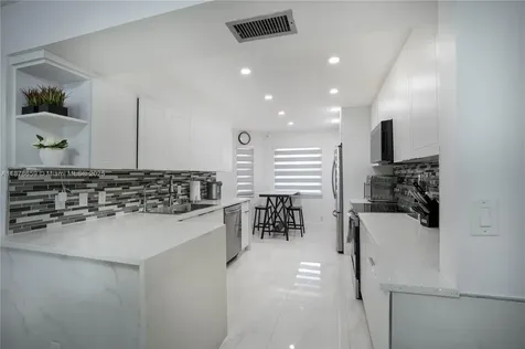 1704 Andros Isle Coconut Creek FL 33066