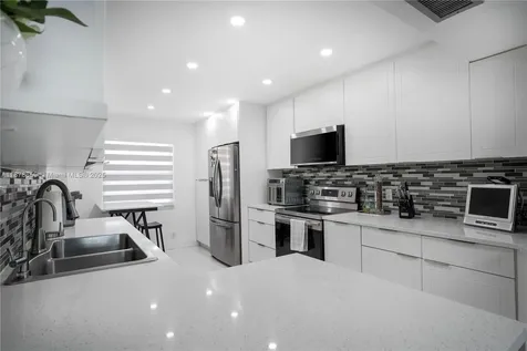1704 Andros Isle Coconut Creek FL 33066