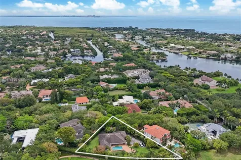 8290 La Rampa Street Coral Gables FL 33143