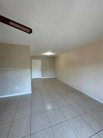 10353 N Kendall Drive Miami FL 33176
