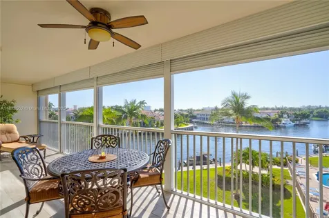 410 N Federal Highway Deerfield Beach FL 33441