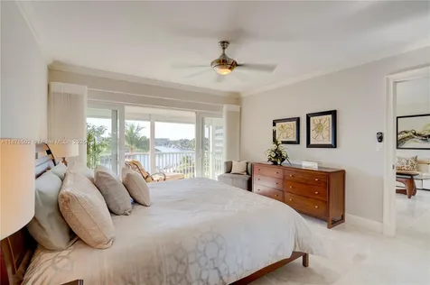 410 N Federal Highway Deerfield Beach FL 33441