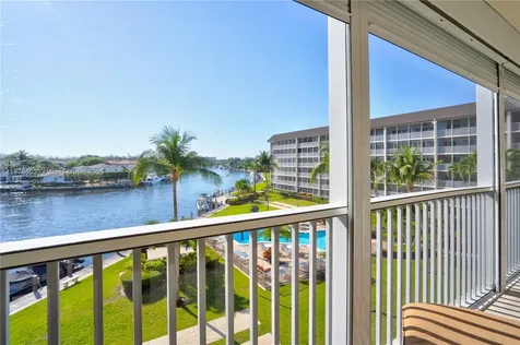 410 N Federal Highway Deerfield Beach FL 33441