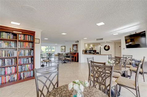 410 N Federal Highway Deerfield Beach FL 33441