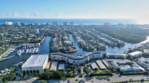 410 N Federal Highway Deerfield Beach FL 33441