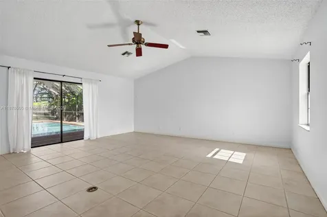 8419 NW 55th Court Coral Springs FL 33067