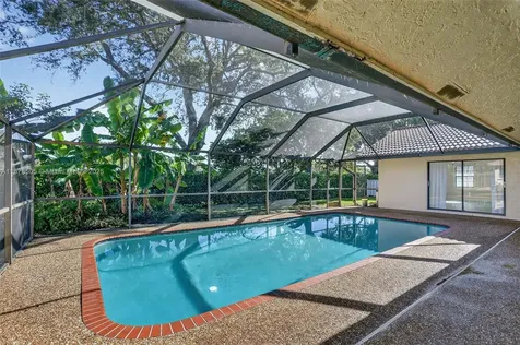 8419 NW 55th Court Coral Springs FL 33067