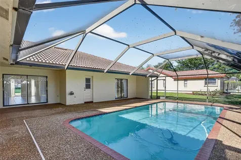 8419 NW 55th Court Coral Springs FL 33067