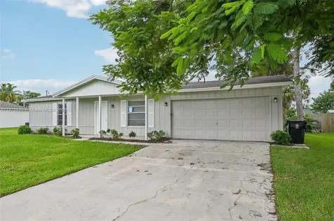 412 NW Cornell Avenue Port St. Lucie FL 34983