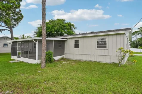 412 NW Cornell Avenue Port St. Lucie FL 34983