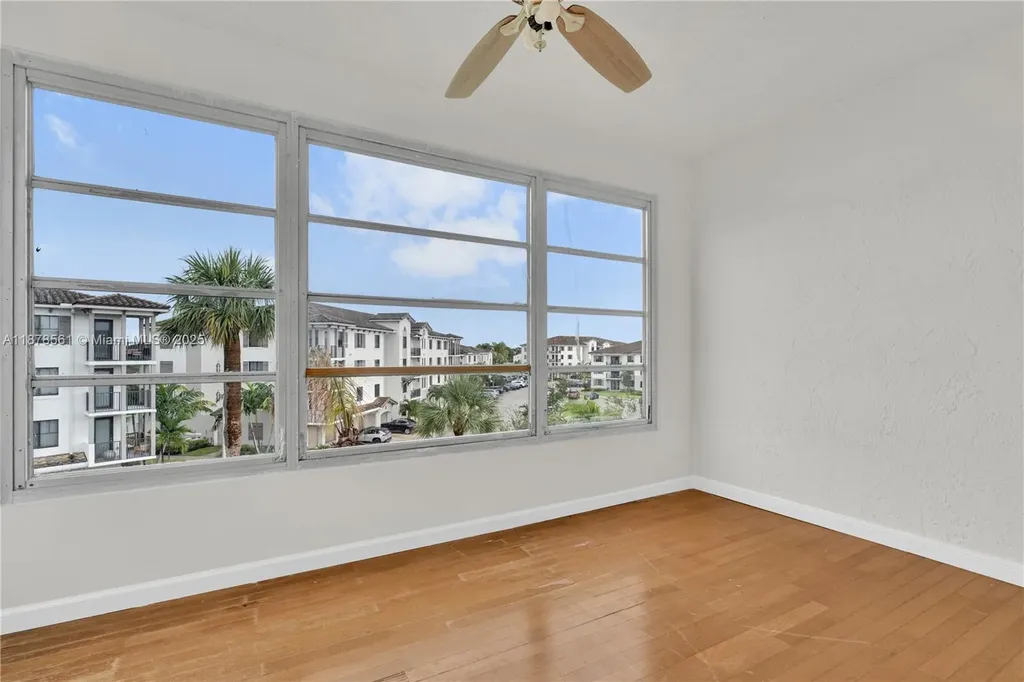 9355 SW 8th Street Boca Raton FL 33428