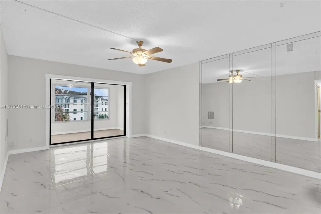 9355 SW 8th Street Boca Raton FL 33428