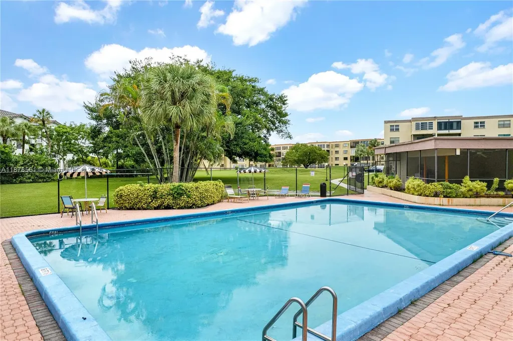 9355 SW 8th Street Boca Raton FL 33428