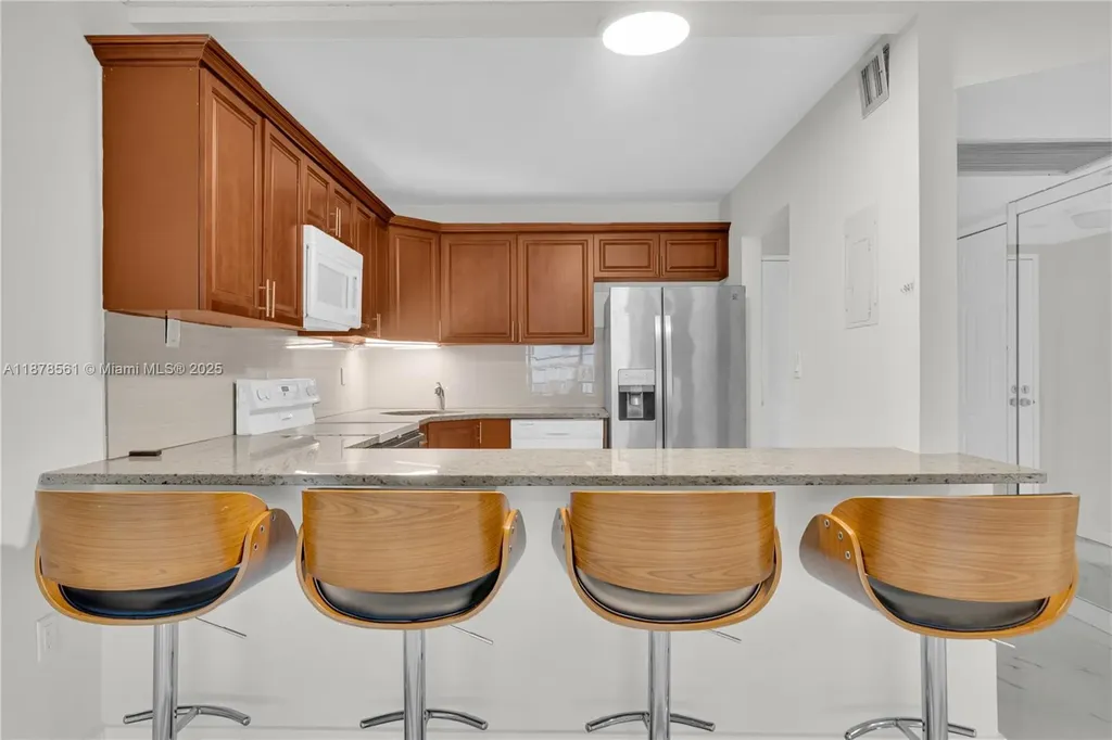 9355 SW 8th Street Boca Raton FL 33428