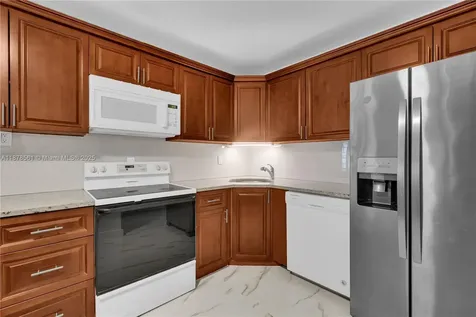 9355 SW 8th Street Boca Raton FL 33428