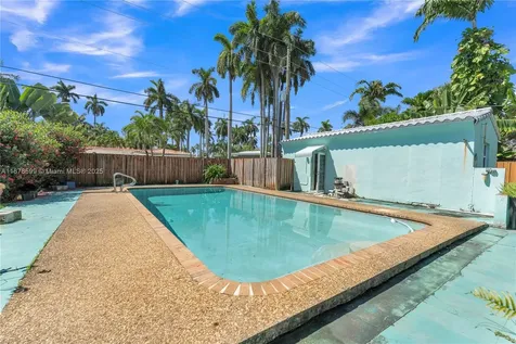 1146 Polk Street Hollywood FL 33019