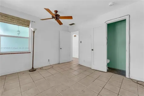 1146 Polk Street Hollywood FL 33019