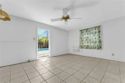 1146 Polk Street Hollywood FL 33019