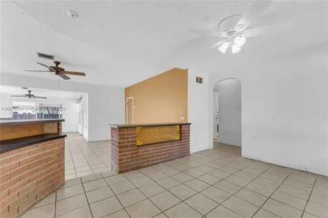 1146 Polk Street Hollywood FL 33019