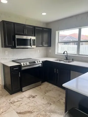 1298 NW 192nd Terrace Pembroke Pines FL 33029