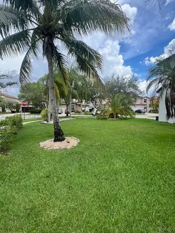 1298 NW 192nd Terrace Pembroke Pines FL 33029