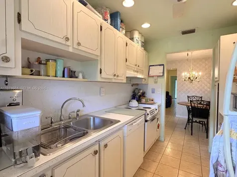 285 N High Point Boulevard Boynton Beach FL 33435