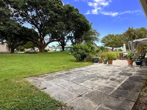 285 N High Point Boulevard Boynton Beach FL 33435