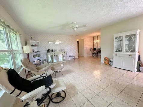 285 N High Point Boulevard Boynton Beach FL 33435