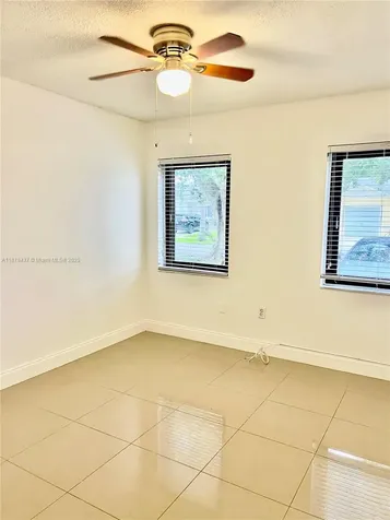 10424 SW 210th Terrace Cutler Bay FL 33189