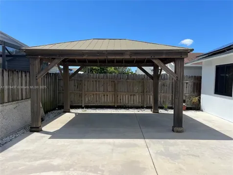 10424 SW 210th Terrace Cutler Bay FL 33189