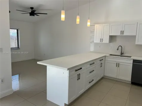 10424 SW 210th Terrace Cutler Bay FL 33189