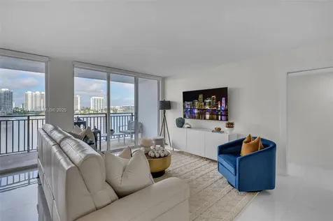17720 N Bay Road Sunny Isles Beach FL 33160